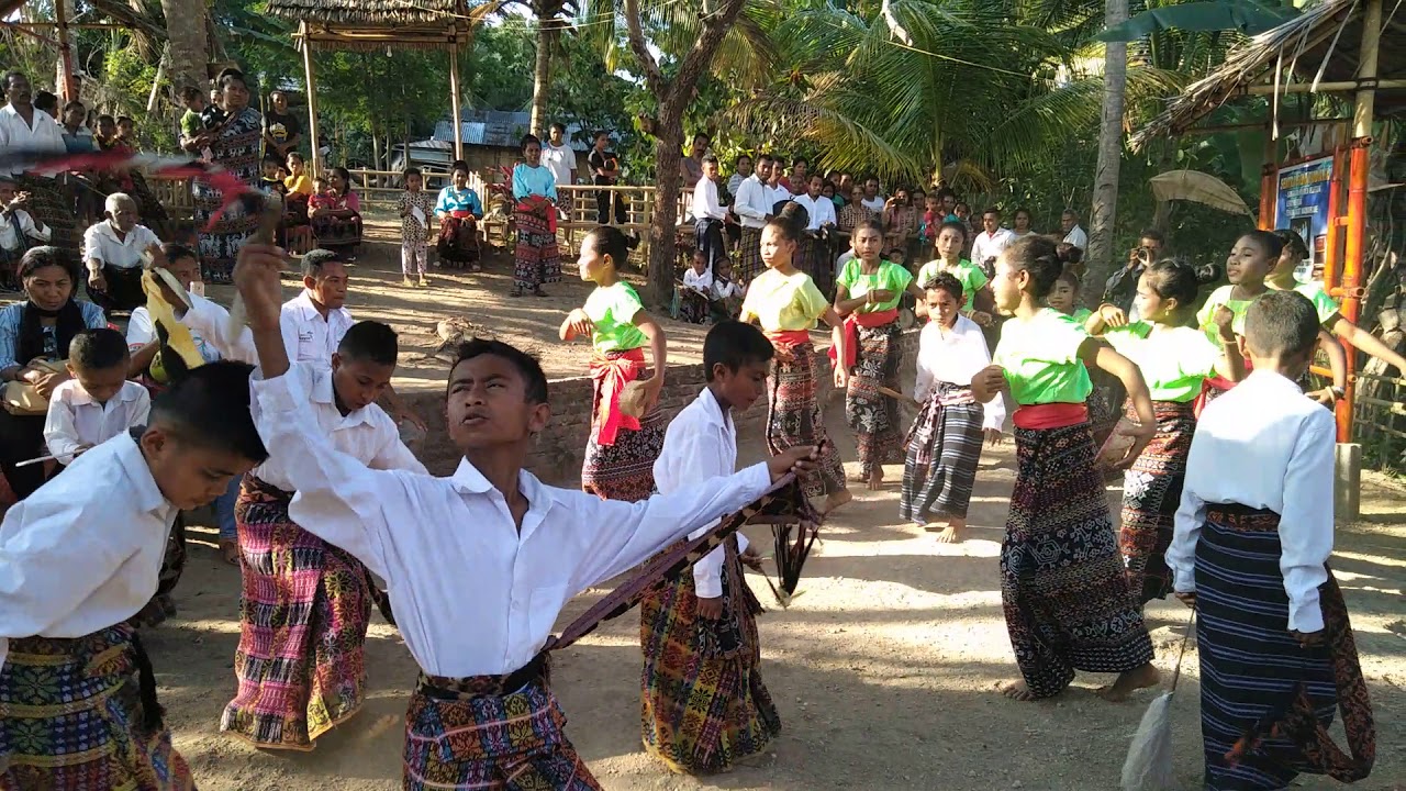 Pelatihan Tarian hegong